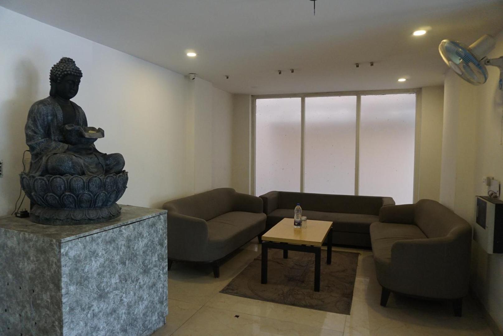 Tipsyy Inn 018 Gurgaon Extérieur photo